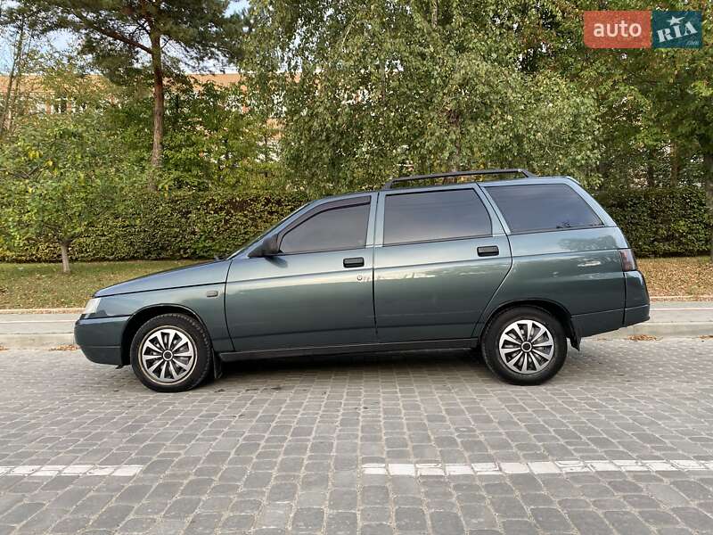 Универсал ВАЗ / Lada 2111 2006 в Львове