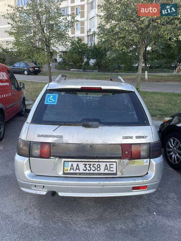 Универсал ВАЗ / Lada 2111 2004 в Киеве