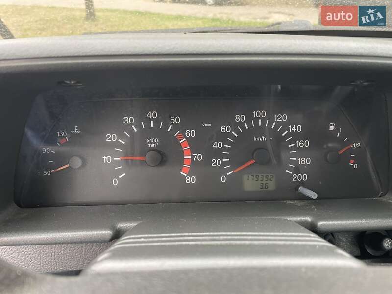 Универсал ВАЗ / Lada 2111 2004 в Киеве