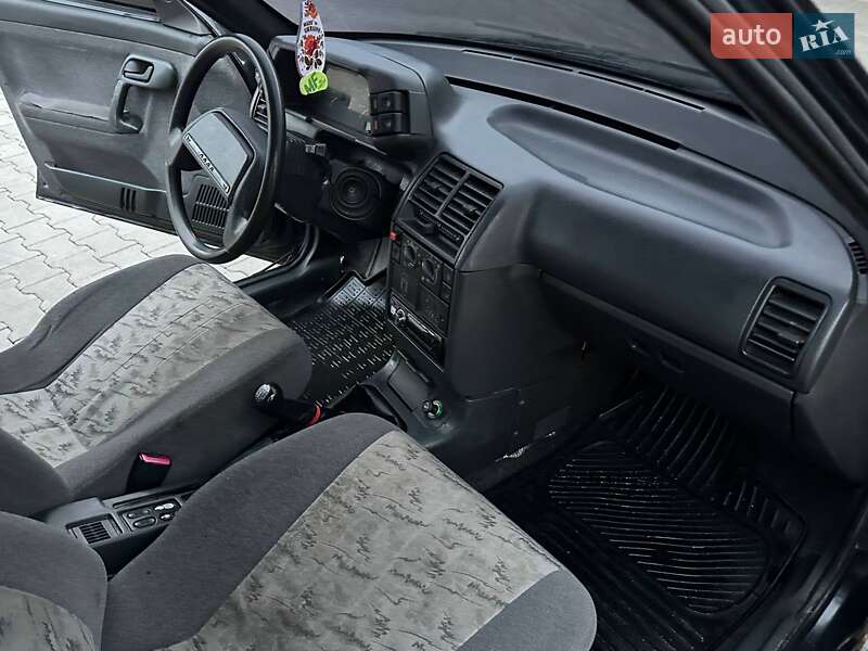 Универсал ВАЗ / Lada 2111 2006 в Волочиске фото 13 Универсал ВАЗ / Lada 2111 2006 в Волочиске