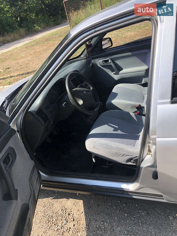 Универсал ВАЗ / Lada 2111 2009 в Желтых Водах фото 7 Универсал ВАЗ / Lada 2111 2009 в Желтых Водах