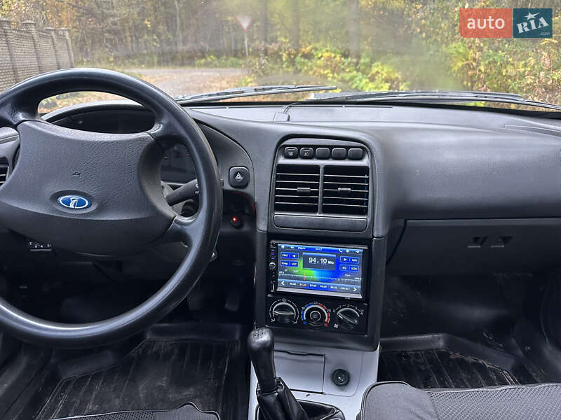 Универсал ВАЗ / Lada 2111 2008 в Киеве фото 9 Универсал ВАЗ / Lada 2111 2008 в Киеве