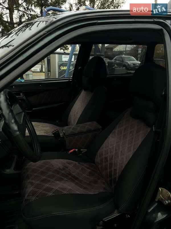 Универсал ВАЗ / Lada 2111 2004 в Казатине фото 19 Универсал ВАЗ / Lada 2111 2004 в Казатине