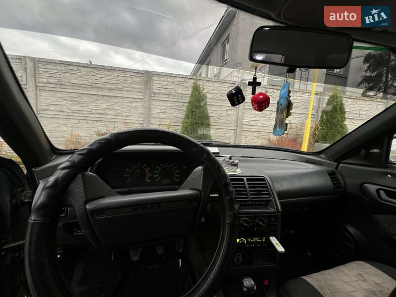 Универсал ВАЗ / Lada 2111 2004 в Казатине фото 20 Универсал ВАЗ / Lada 2111 2004 в Казатине