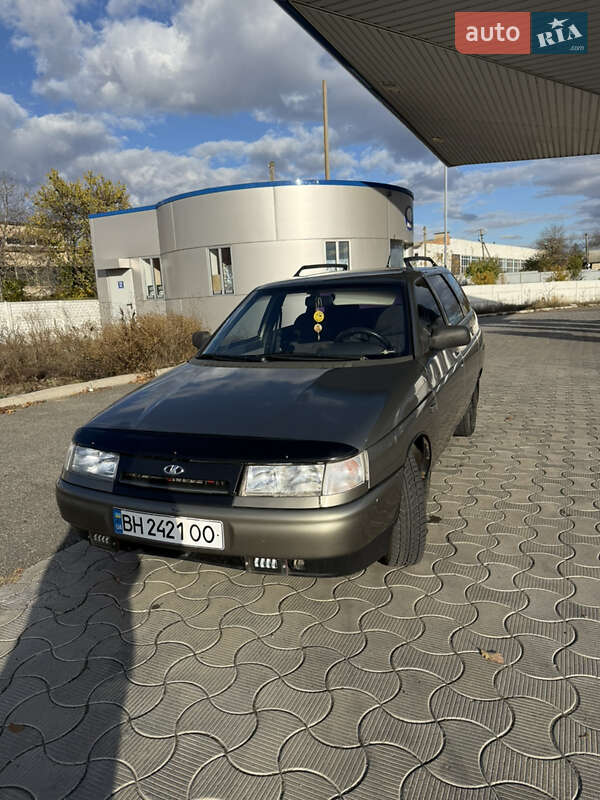 ВАЗ / Lada 2111 2002