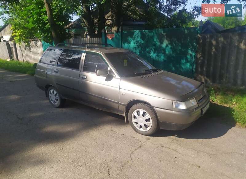 Универсал ВАЗ / Lada 2111 2002 в Новой Водолаге фото 5 Универсал ВАЗ / Lada 2111 2002 в Новой Водолаге