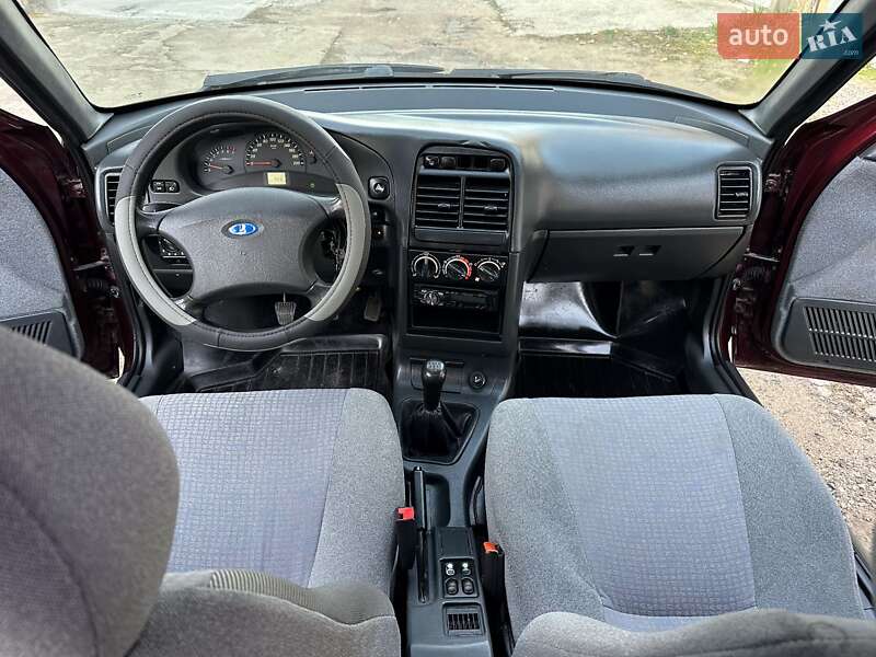 Универсал ВАЗ / Lada 2111 2008 в Николаеве