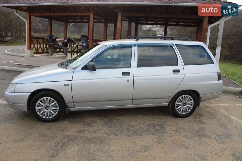 Универсал ВАЗ / Lada 2111 2006 в Могилев-Подольске