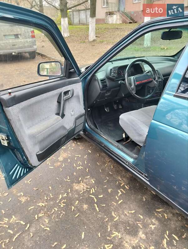 Універсал ВАЗ / Lada 2111 2001 в Миколаєві