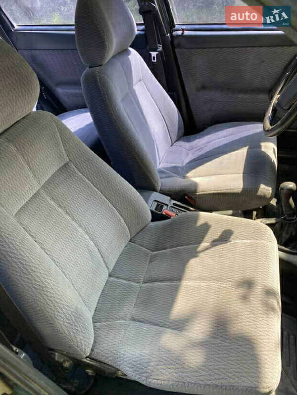 Универсал ВАЗ / Lada 2111 2002 в Черновцах фото 5 Универсал ВАЗ / Lada 2111 2002 в Черновцах