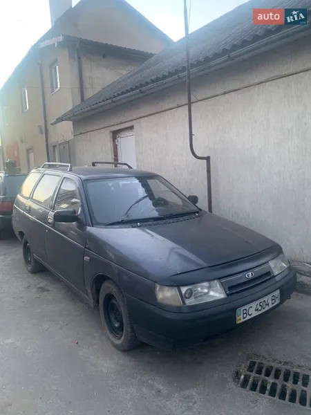 ВАЗ / Lada 2111 2000