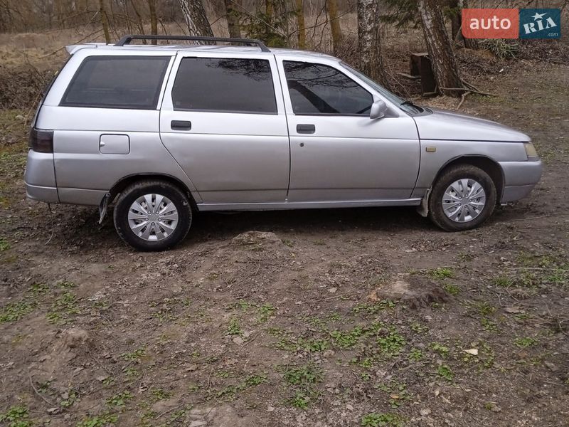 Универсал ВАЗ / Lada 2111 2002 в Старом Вишневце фото 11 Универсал ВАЗ / Lada 2111 2002 в Старом Вишневце
