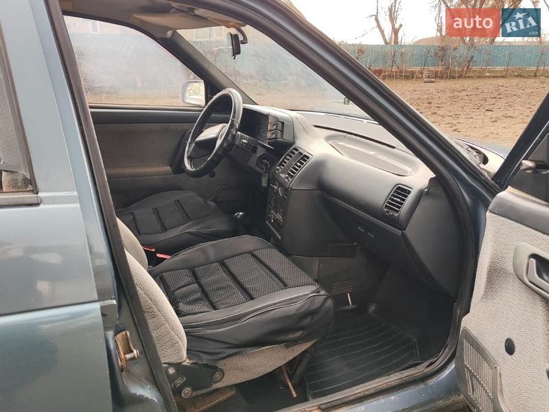 Универсал ВАЗ / Lada 2111 2001 в Прилуках фото 6 Универсал ВАЗ / Lada 2111 2001 в Прилуках