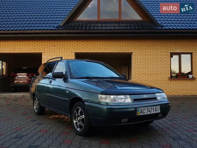 ВАЗ / Lada 2111