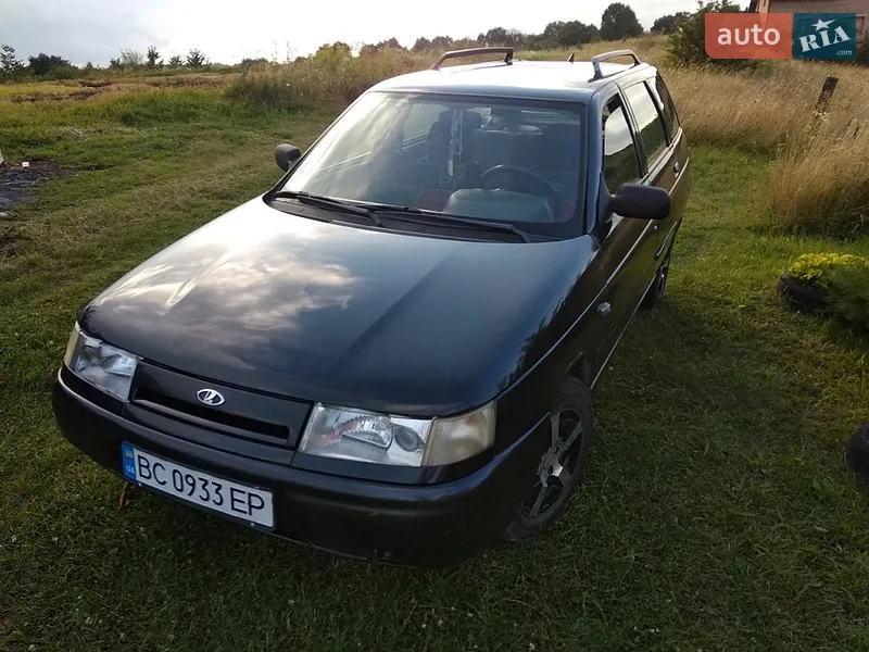 ВАЗ / Lada 2111