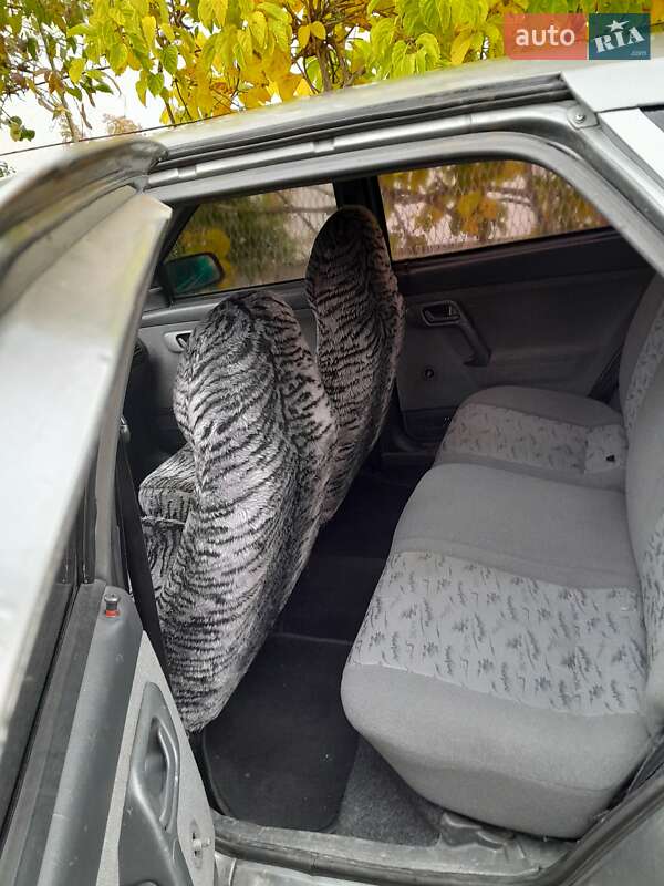 Хэтчбек ВАЗ / Lada 2112 2006 в Ровно