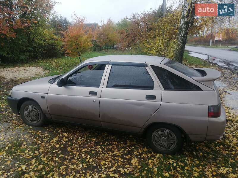 Хэтчбек ВАЗ / Lada 2112 2007 в Згуровке