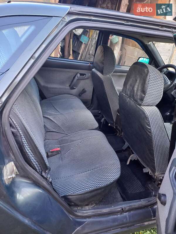 Хэтчбек ВАЗ / Lada 2112 2006 в Носовке фото 9 Хэтчбек ВАЗ / Lada 2112 2006 в Носовке