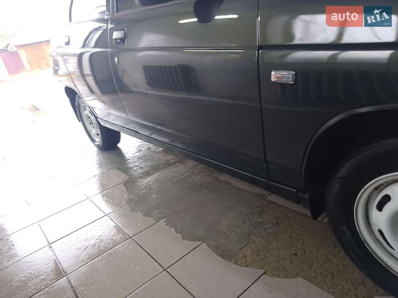 Хетчбек ВАЗ / Lada 2112 2006 в Сновську