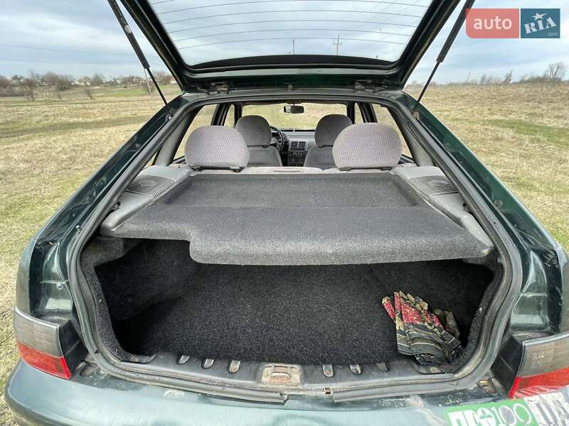 Хетчбек ВАЗ / Lada 2112 2002 в Черкасах фото 16 Хетчбек ВАЗ / Lada 2112 2002 в Черкасах