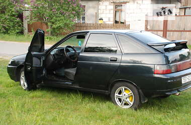 Хэтчбек ВАЗ / Lada 2112 2007 в Шостке