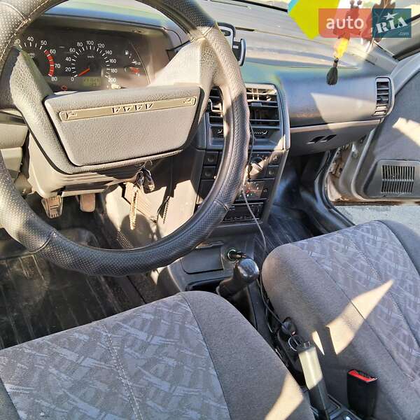 Хетчбек ВАЗ / Lada 2112 2005 в Сокирянах