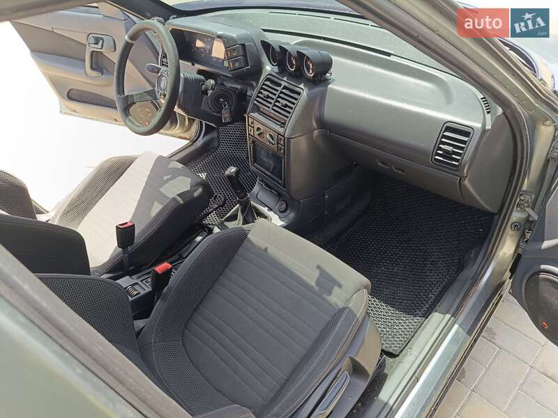 Хетчбек ВАЗ / Lada 2112 2006 в Херсоні