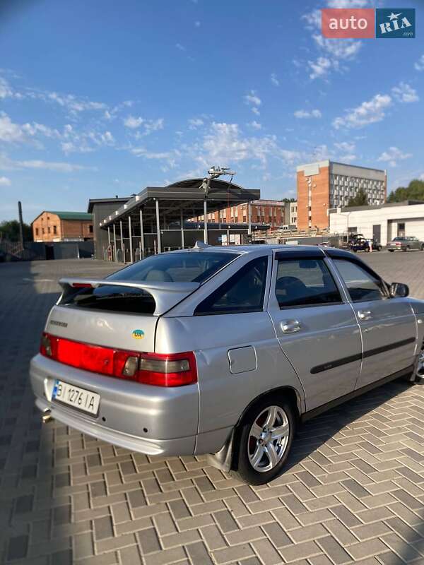 Хэтчбек ВАЗ / Lada 2112 2005 в Полтаве