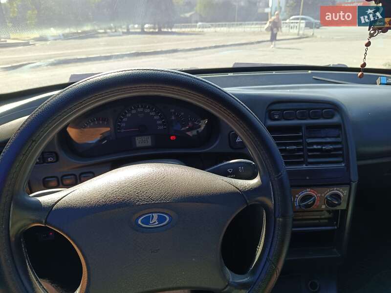 Хэтчбек ВАЗ / Lada 2112 2008 в Ужгороде
