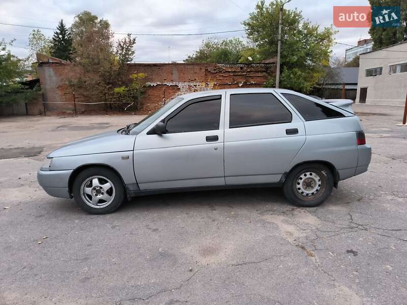 Хетчбек ВАЗ / Lada 2112 2008 в Чугуєві фото 3 Хетчбек ВАЗ / Lada 2112 2008 в Чугуєві