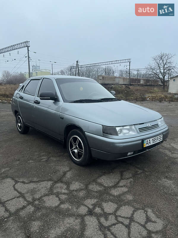 Хэтчбек ВАЗ / Lada 2112 2007 в Врадиевке