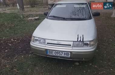 Хэтчбек ВАЗ 2112 2004 в 