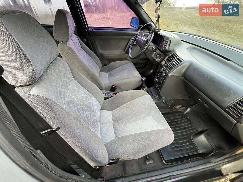 Хэтчбек ВАЗ / Lada 2112 2005 в Яготине