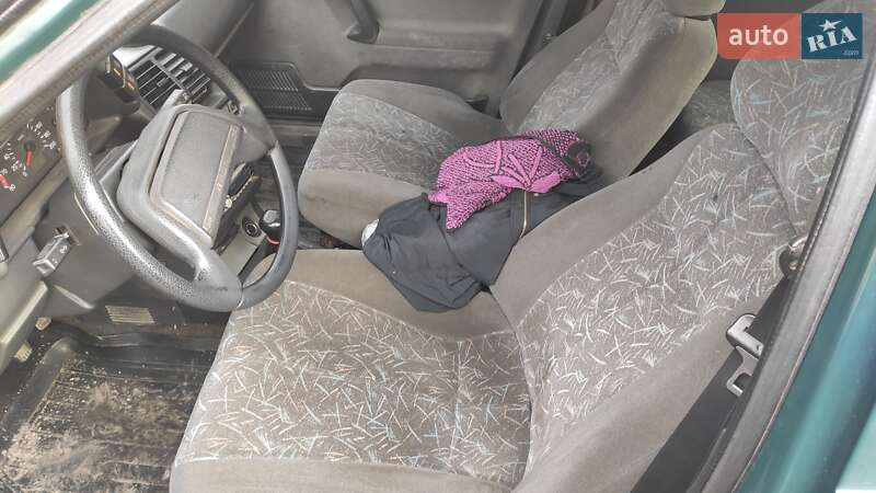 Хэтчбек ВАЗ / Lada 2112 2006 в Понинке