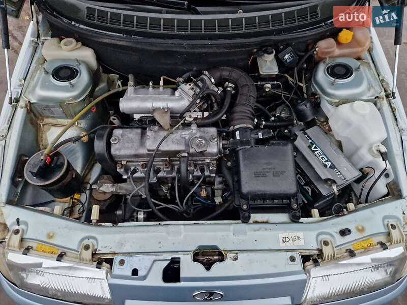 Хетчбек ВАЗ / Lada 2112 2002 в Ромнах