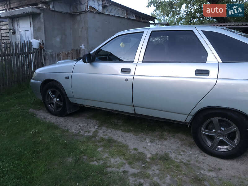 Хэтчбек ВАЗ / Lada 2112 2002 в Моршине