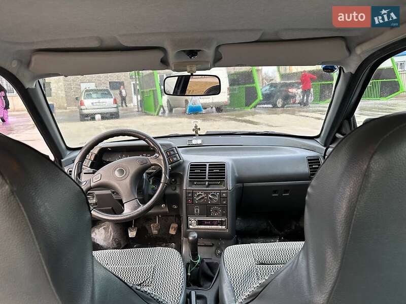 Хэтчбек ВАЗ / Lada 2112 2007 в Чернигове