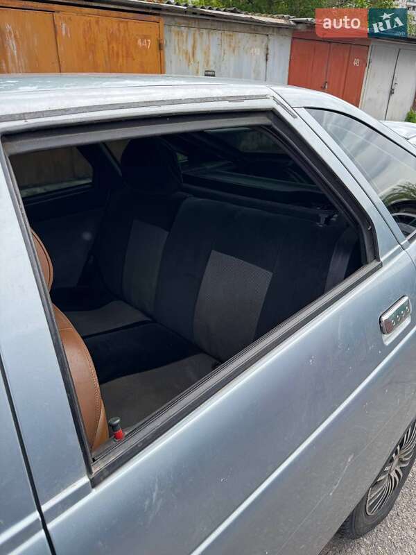 Хэтчбек ВАЗ / Lada 2112 2008 в Харькове