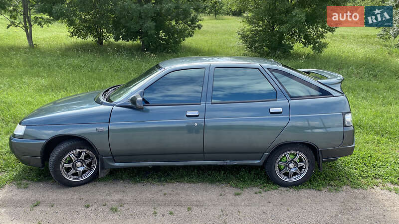Хэтчбек ВАЗ / Lada 2112 2006 в Долинской