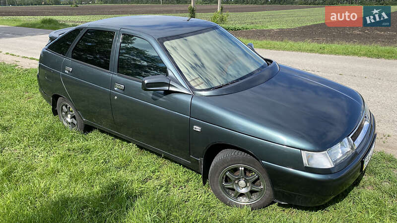 Хэтчбек ВАЗ / Lada 2112 2006 в Долинской