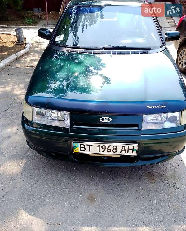 Хэтчбек ВАЗ / Lada 2112 2001 в Херсоне