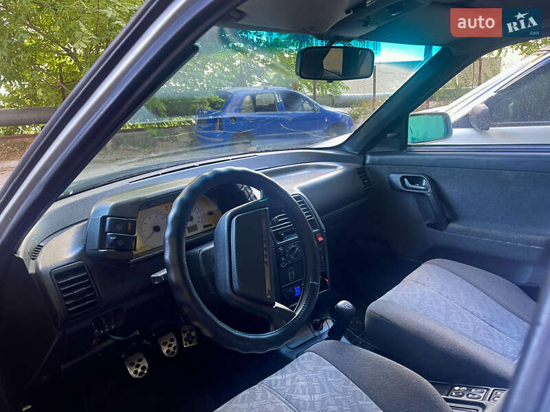 Хэтчбек ВАЗ / Lada 2112 2005 в Одессе