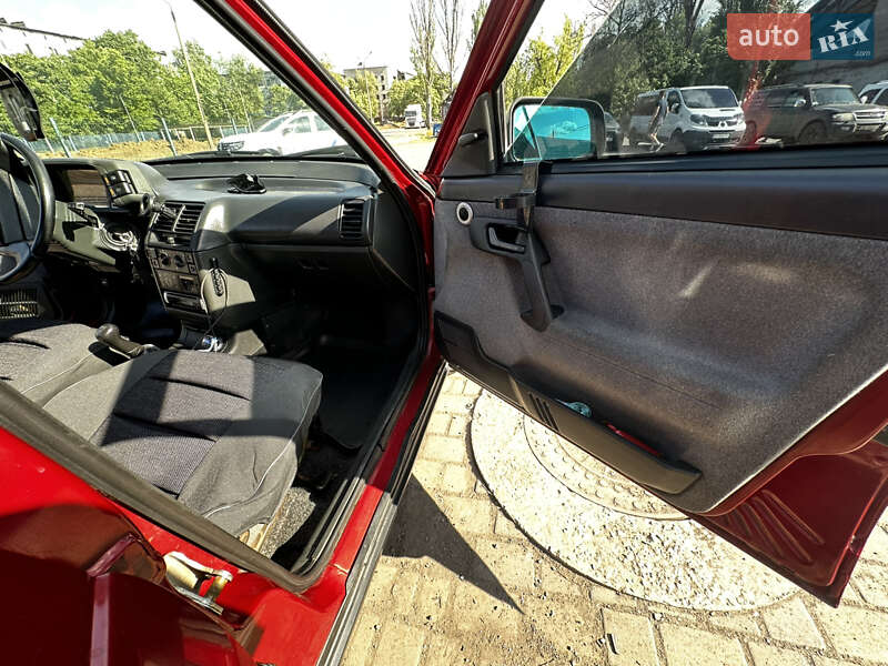 Хэтчбек ВАЗ / Lada 2112 2007 в Доброполье