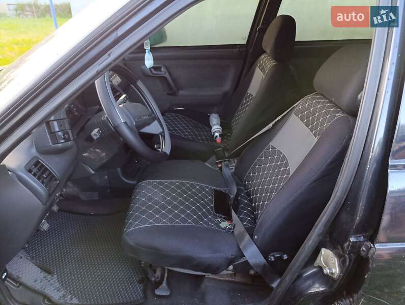Хэтчбек ВАЗ / Lada 2112 2005 в Бердичеве