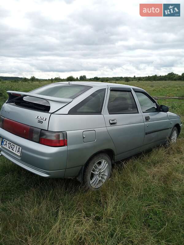 Хэтчбек ВАЗ / Lada 2112 2007 в Белогорье