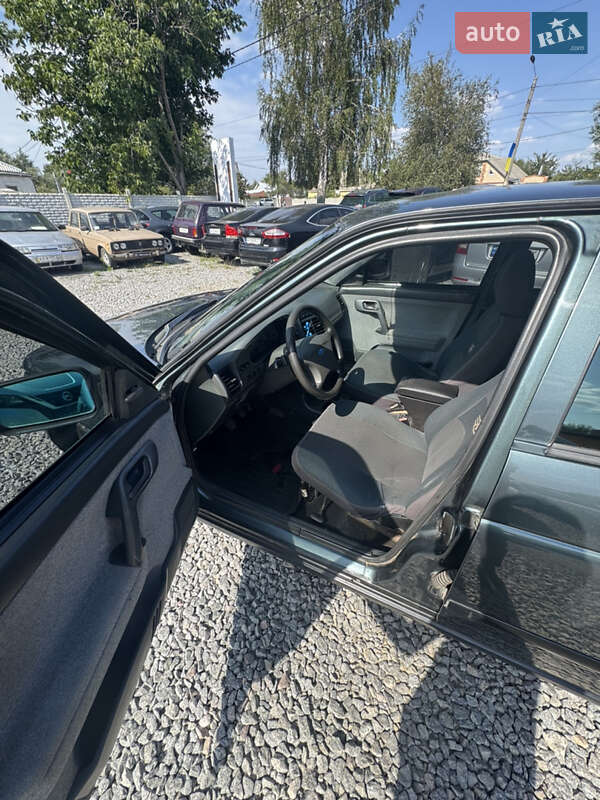 Хетчбек ВАЗ / Lada 2112 2008 в Дергачах