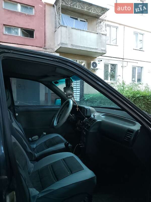 ВАЗ / Lada 2112 2006