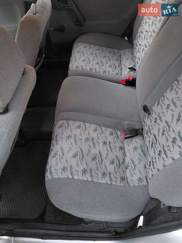 Хэтчбек ВАЗ / Lada 2112 2006 в Черкассах