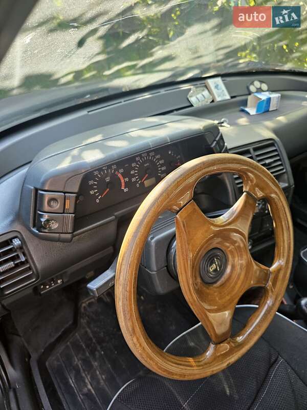 Хэтчбек ВАЗ / Lada 2112 2005 в Пирятине