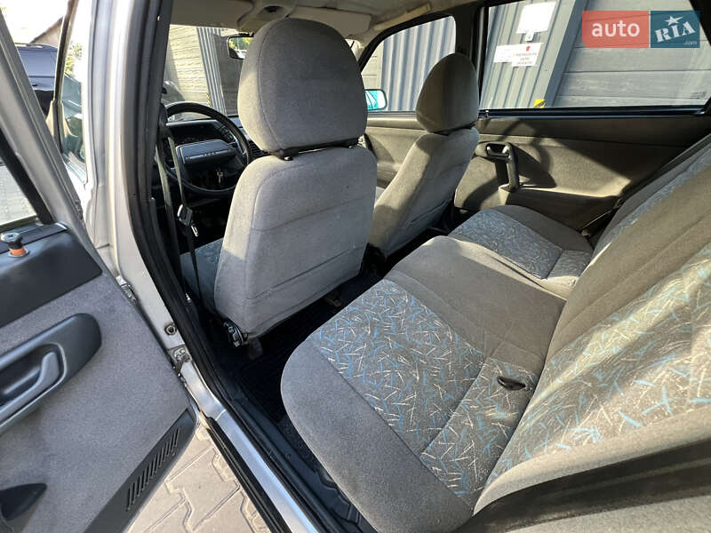 Хэтчбек ВАЗ / Lada 2112 2004 в Киеве